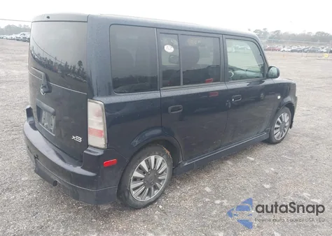 2004 Scion Xb from USA, damaged, VIN JTLKT324040158477